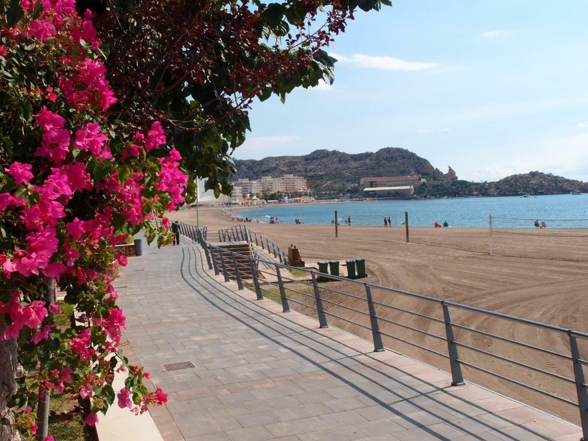 Águilas Apartamento Tranquilo Cerca De Buena Piscina Y Con Buen Aire Acondicionado מראה חיצוני תמונה