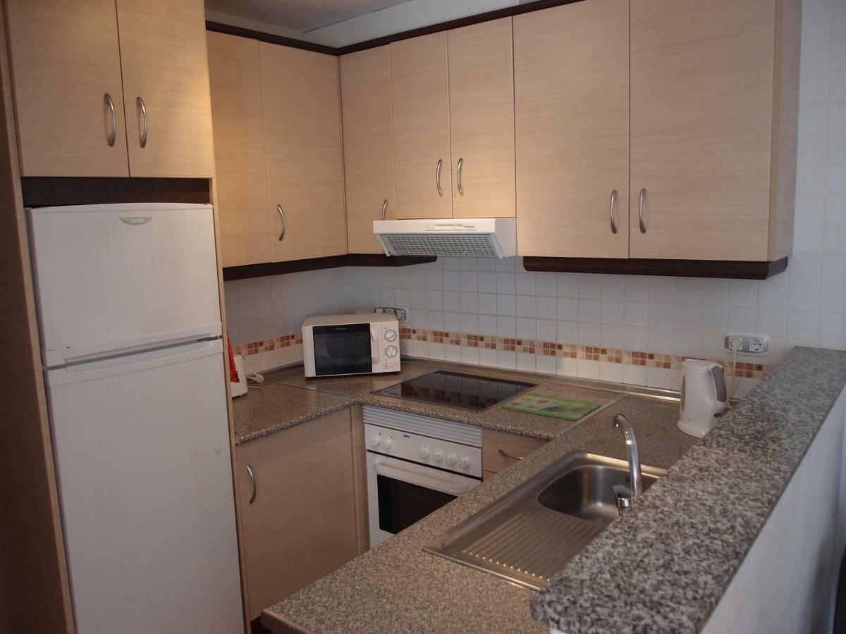 Águilas Apartamento Tranquilo Cerca De Buena Piscina Y Con Buen Aire Acondicionado מראה חיצוני תמונה