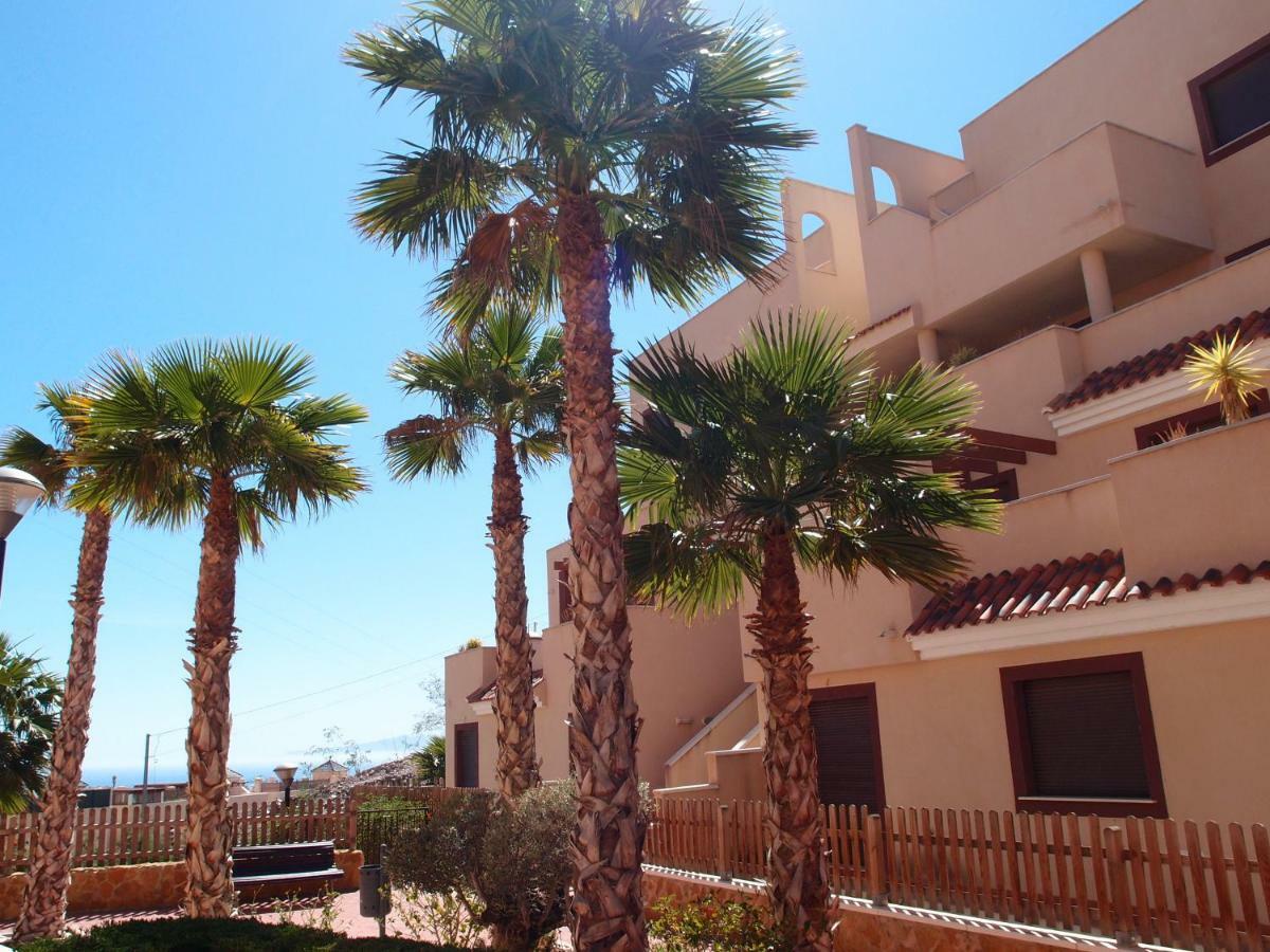 Águilas Apartamento Tranquilo Cerca De Buena Piscina Y Con Buen Aire Acondicionado מראה חיצוני תמונה